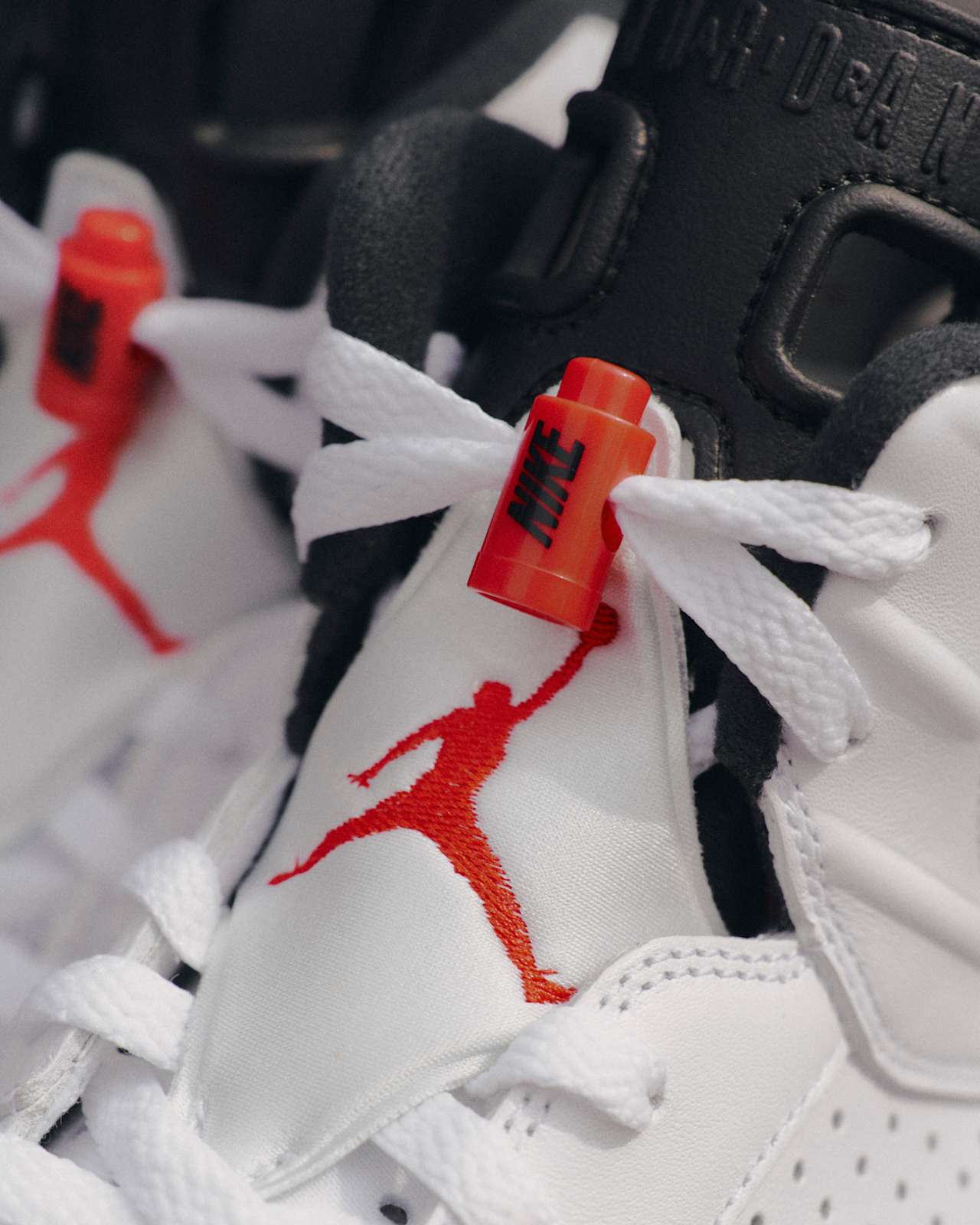【NIKE公式】エア ジョーダン 6 "White Infrared" 'White and Light Crimson' (CT8529-105) 発売日