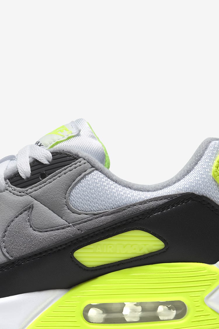 Women's Air Max 90 'Volt/Particle Grey' Release Date