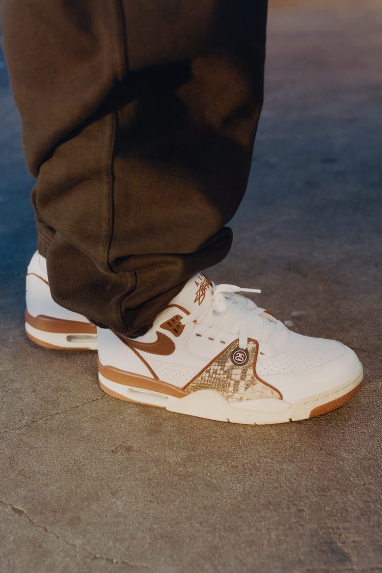 Air Flight '89 Low x Stüssy 'White and Pecan' (FD6475-100) Release Date.  Nike SNKRS