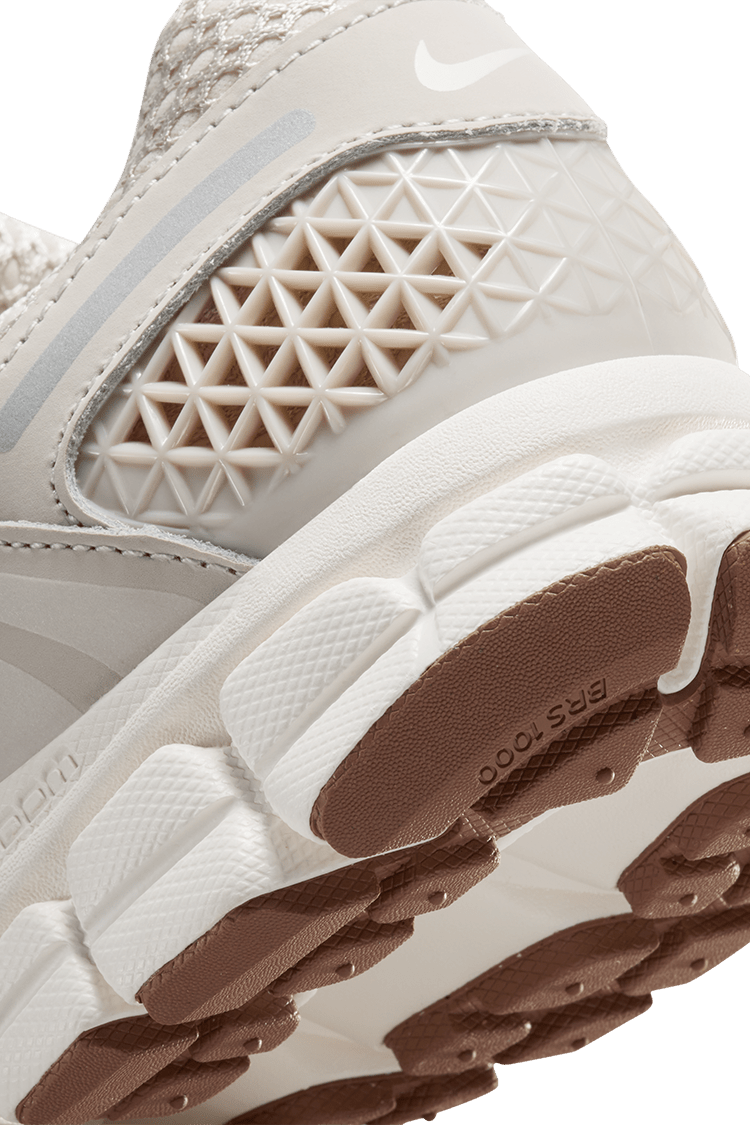 Women's Zoom Vomero 5 'Light Orewood Brown' (FZ3780-101) release date. Nike  SNKRS