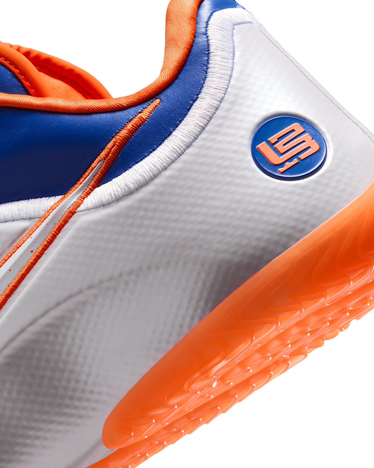 Fecha de lanzamiento de los LeBron XXIII "Hardwood Classics" "Game Royal and Safety Orange" (IM5125-400)