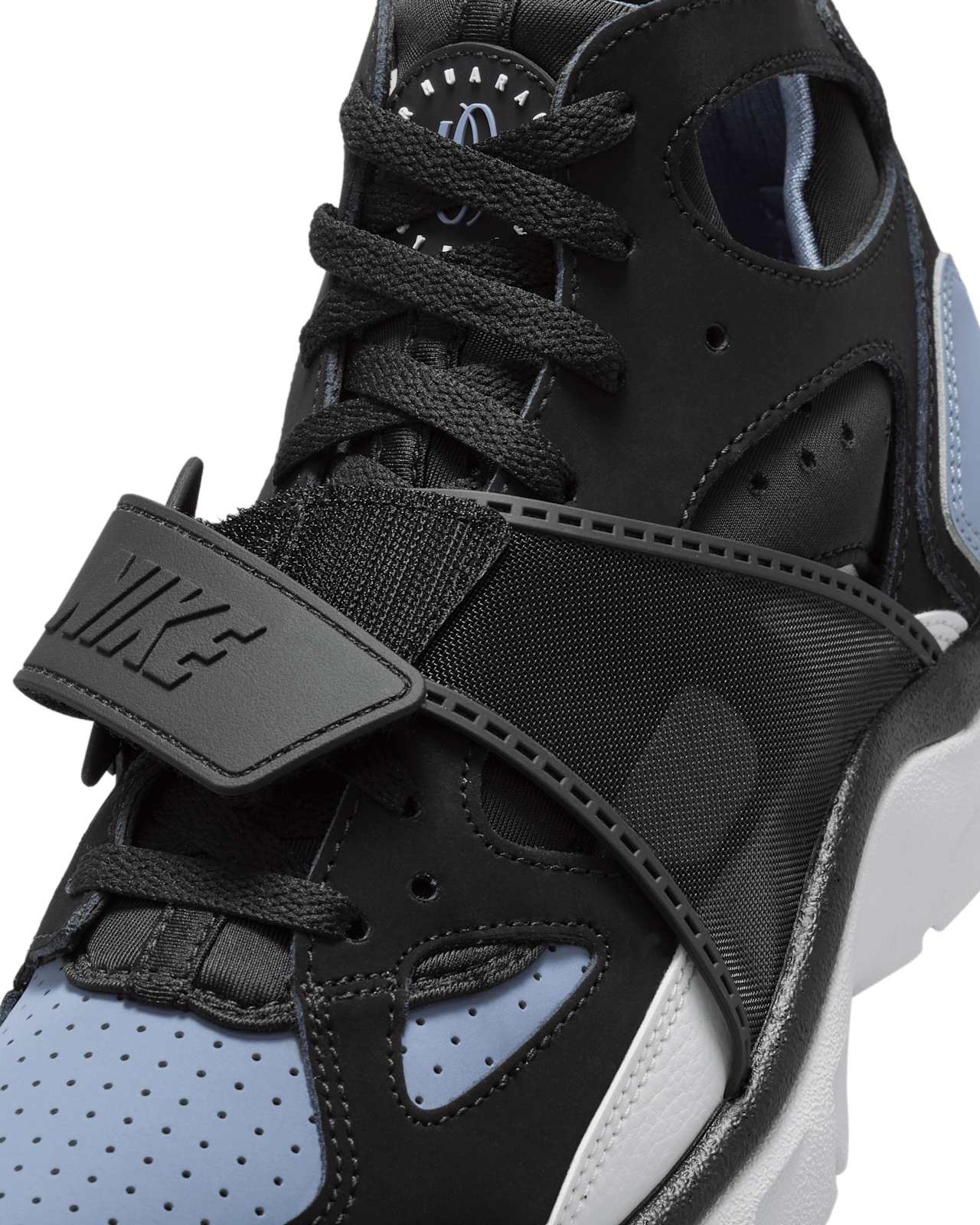 【NIKE公式】エア トレーナー ハラチ 'Black and Cool Blue' (IH4470-001 / NIKE AIR TRAINER HUARACHE)
