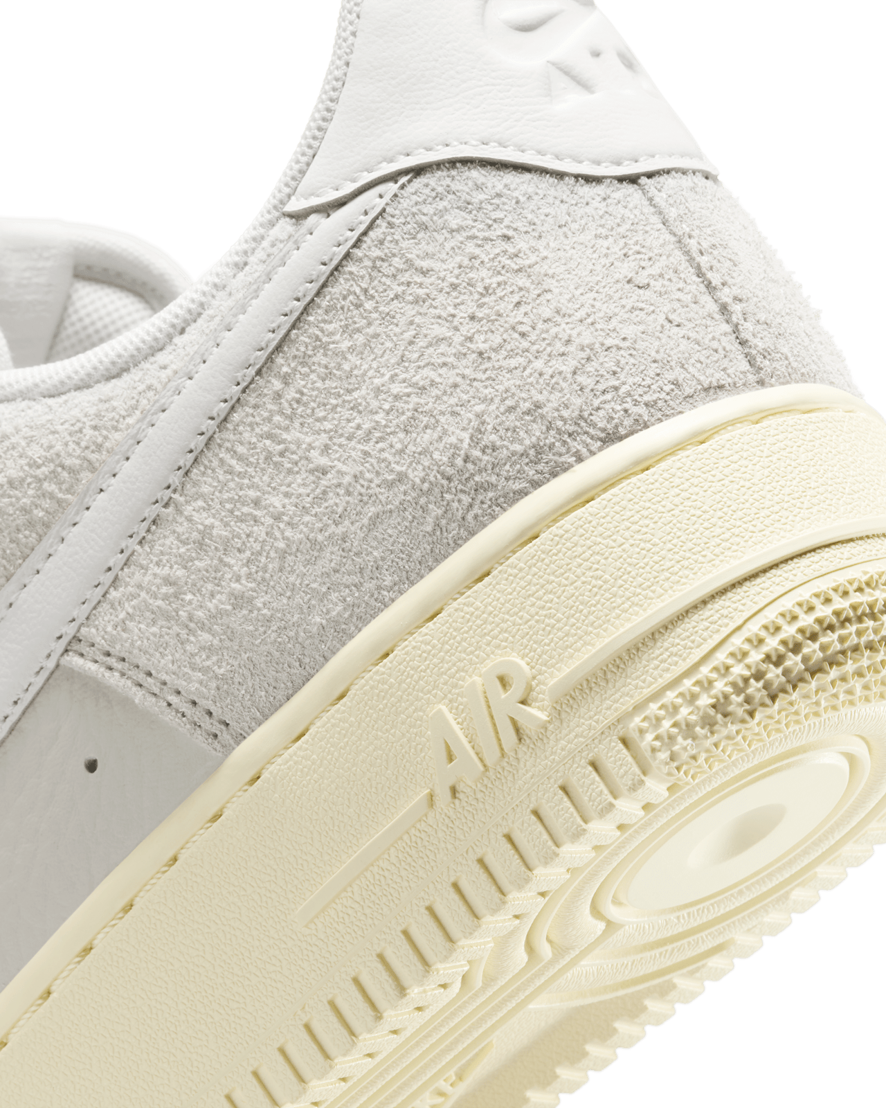 AIR FORCE 1 '07 LX Release Date