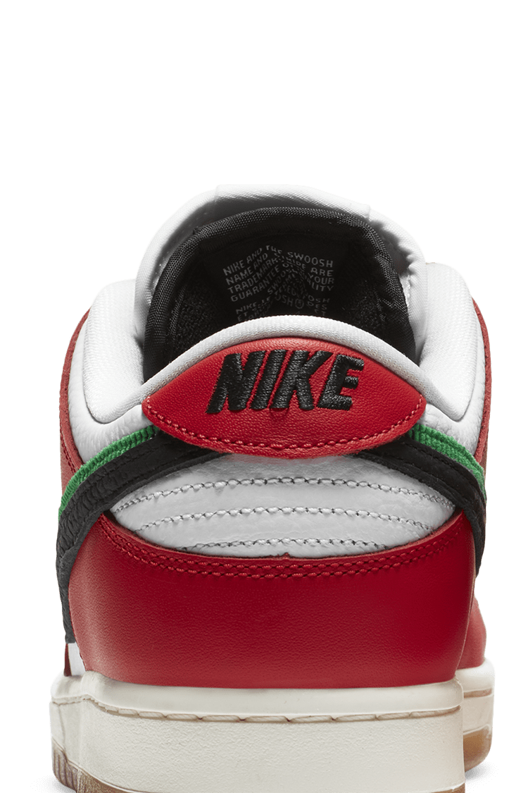 SB Dunk Low x FRAME 'Chile Red' — releasedatum