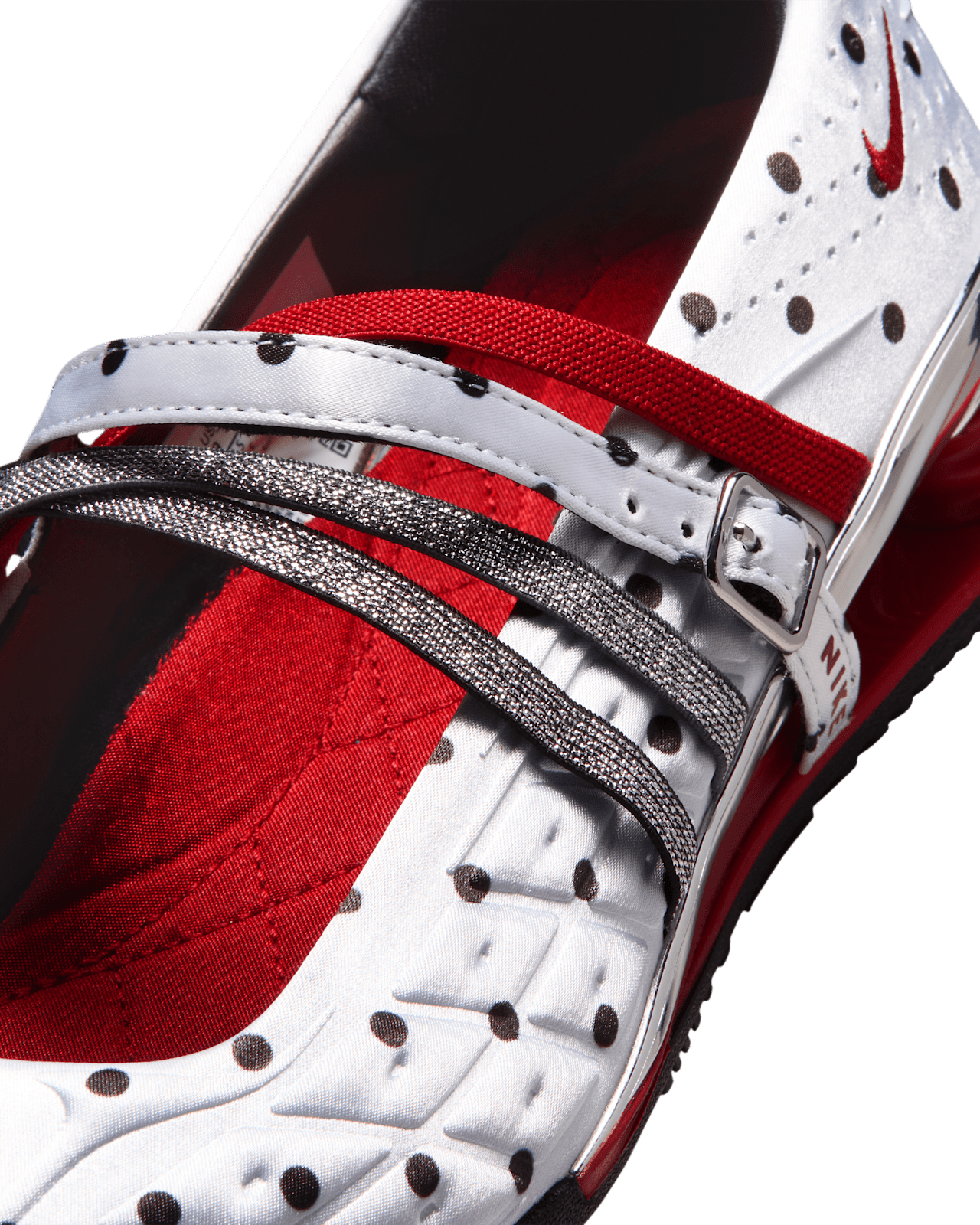 우먼스 샥스 Z 칼리스트라 SP 'White and Tough Red'(IW2346-160) 출시일