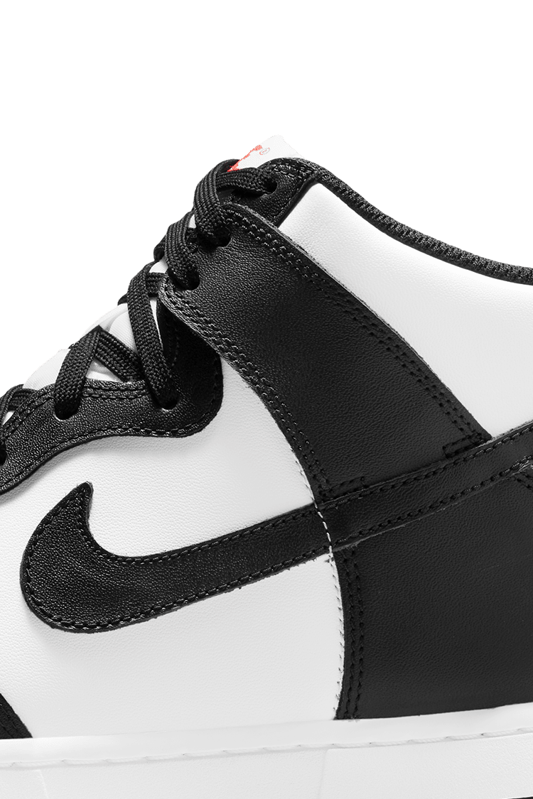 【NIKE公式】レディース ダンク HIGH 'Black and White' (DD1869-103 / W DUNK HIGH)