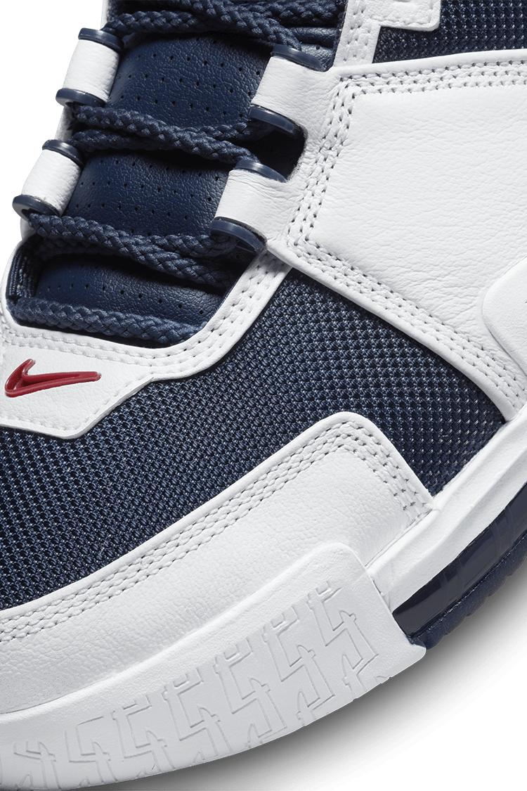 Fecha de lanzamiento del LeBron 2 Midnight Navy DR0826 100 Nike SNKRS