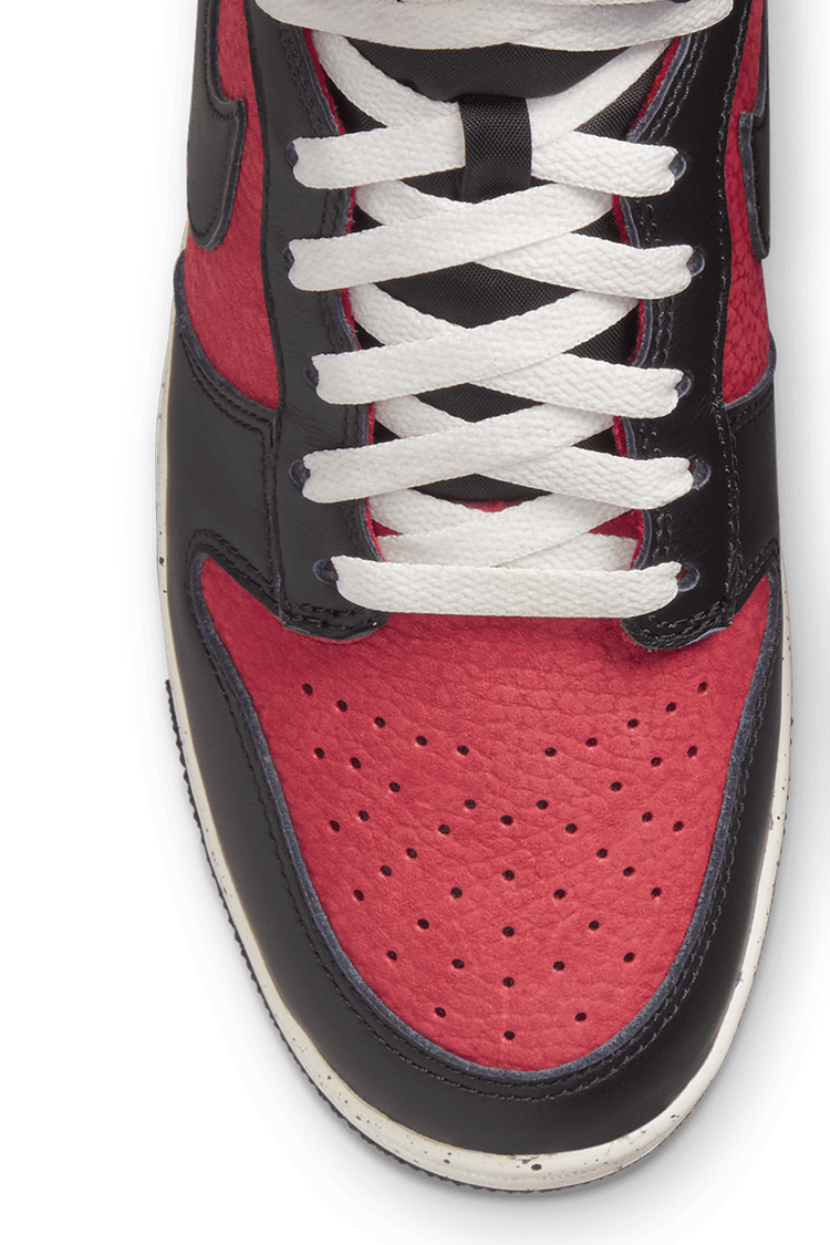 วันเปิดตัว Dunk High 1985 x UNDERCOVER “Gym Red”