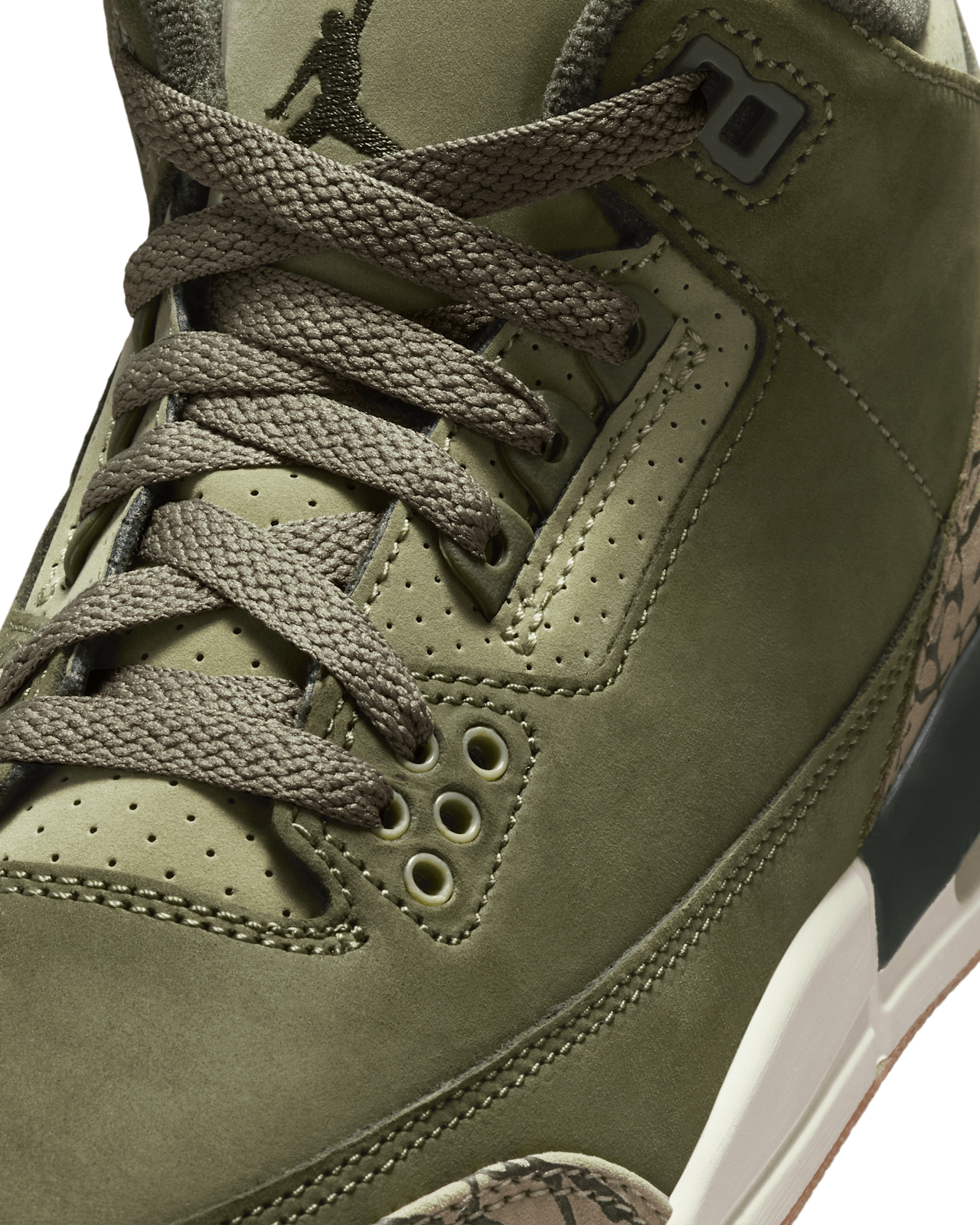 Big Kids' Air Jordan 3 'Medium Olive' (DM0967-202)