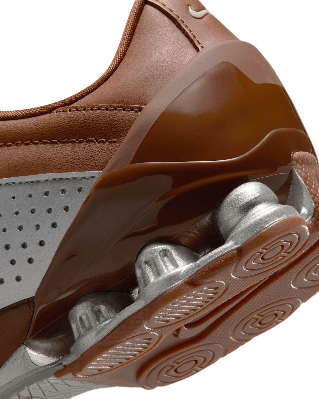 Fecha de lanzamiento de los Total 90 Shox Magia "Pecan and Metallic Silver" para mujer (IO9300-200)