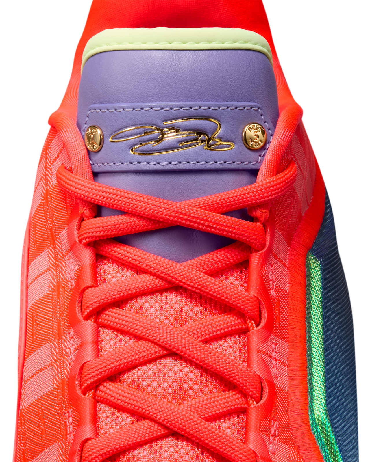 LeBron XXIII "Stocking Stuffer" EP 'Bright Crimson and Dusty Amethyst' (IH1514-600) 發售日期