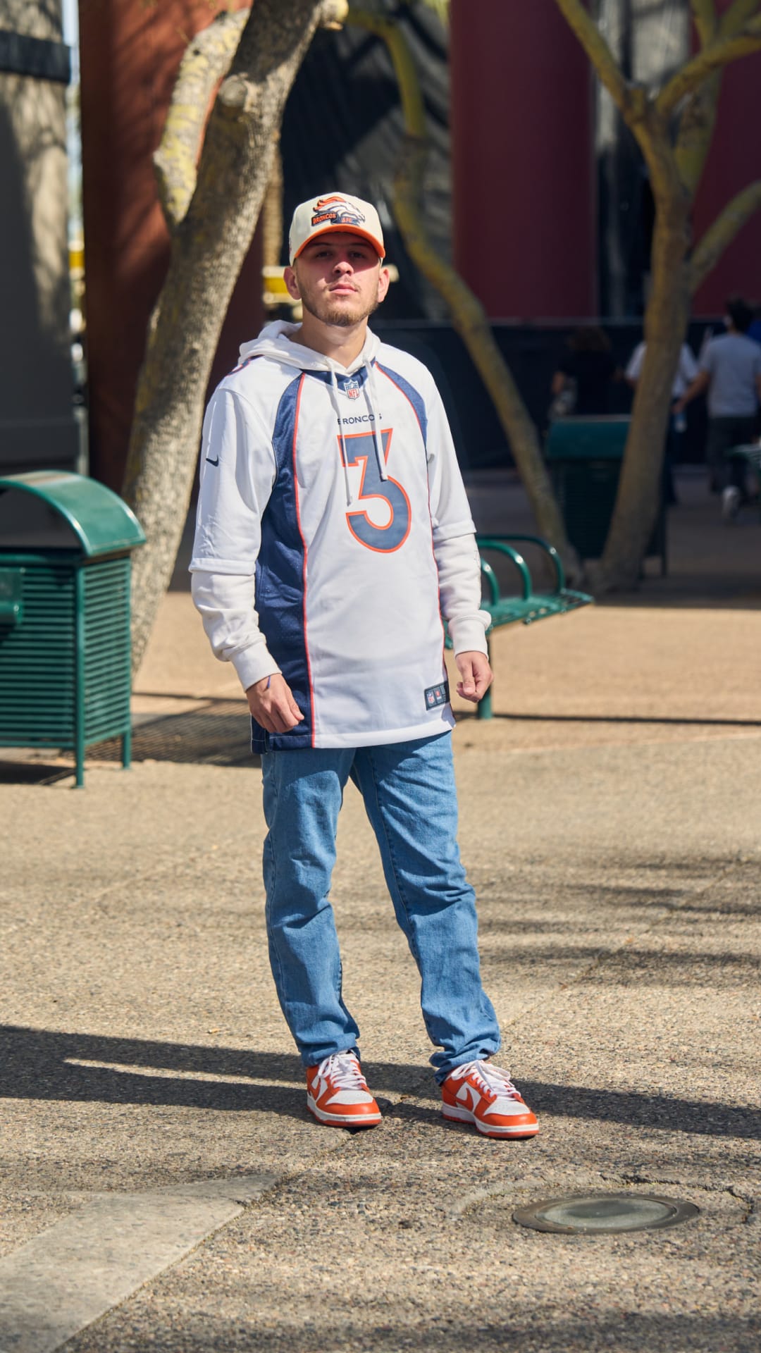 Street SNKRS: Super Bowl LVII