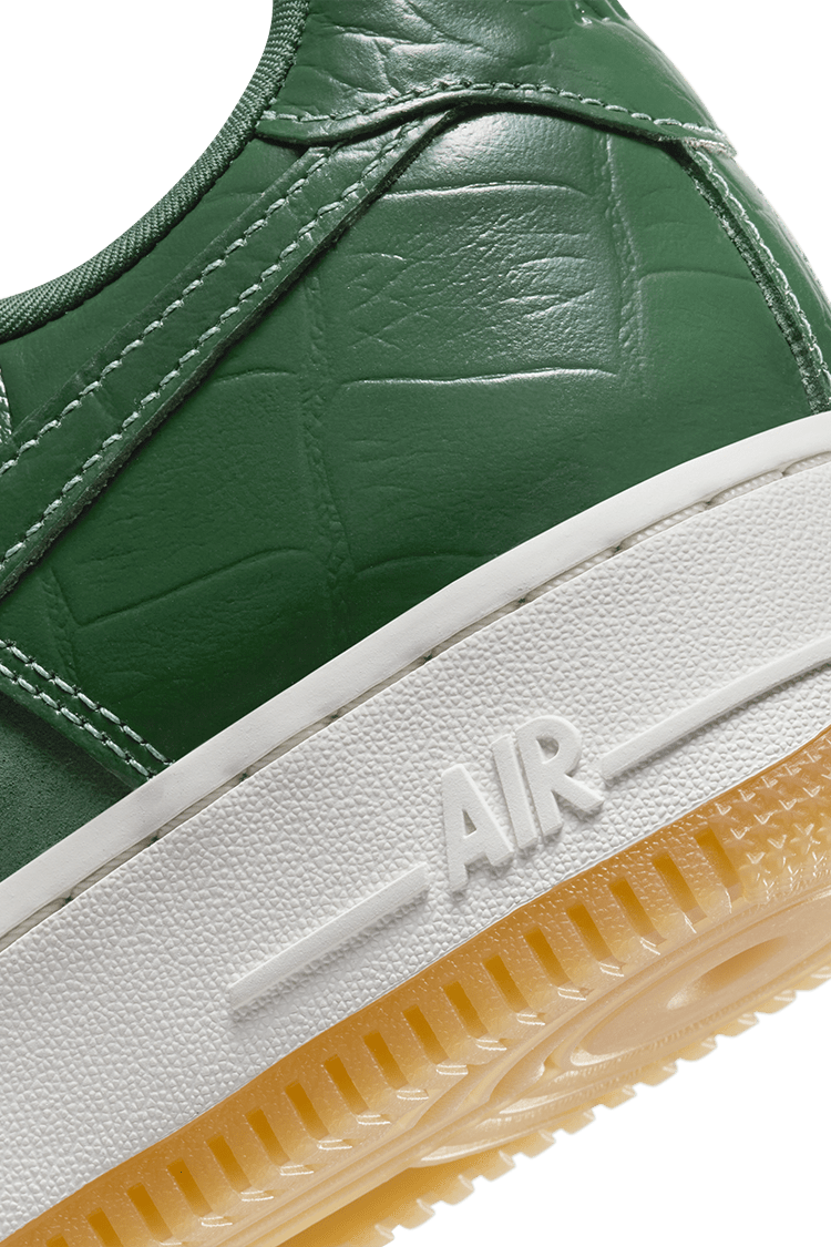 Fecha de lanzamiento del Air Force 1 '07 "Gorge Green" para mujer (DZ2708-300)
