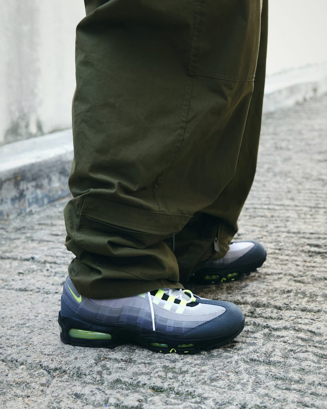 SNKRS: 95 Syndrome Kasina Dosan