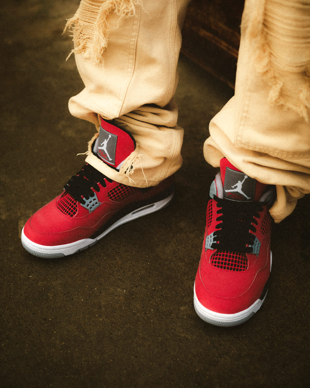 에어 조던 4 "Toro Bravo" 'Fire Red and Black'(FQ8138-600) 출시일