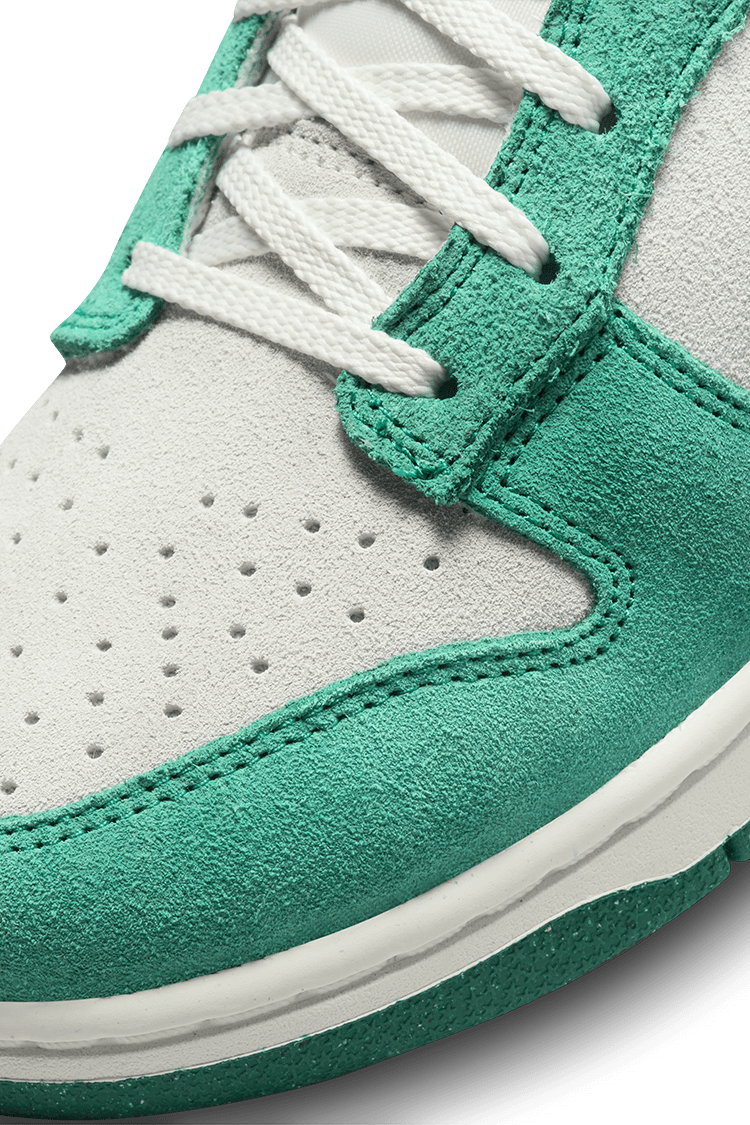Fecha de lanzamiento del Dunk Low "Neptune Green and Sail" (DO9457-101) para mujer