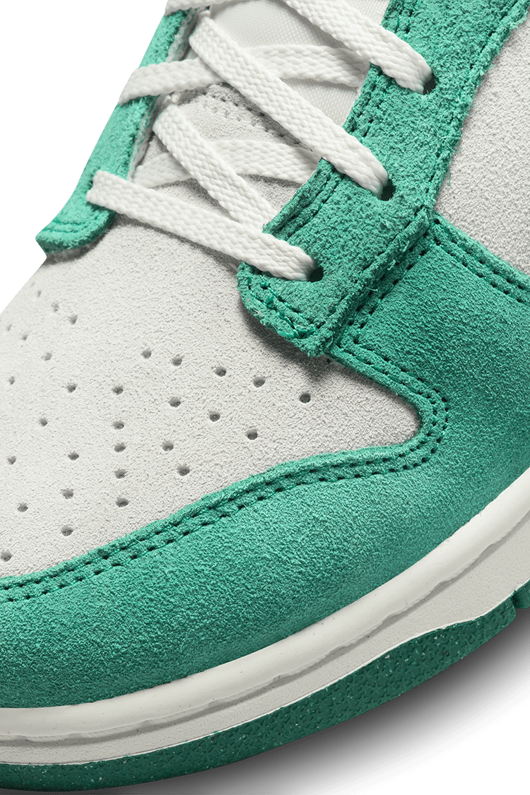 Women's Dunk Low 'Neptune Green and Sail' (DO9457-101) Release Date