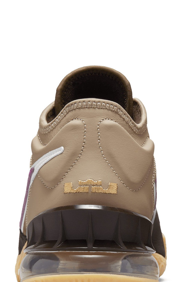 LeBron 18 Low x Atmos „Viotech” – megjelenési dátum