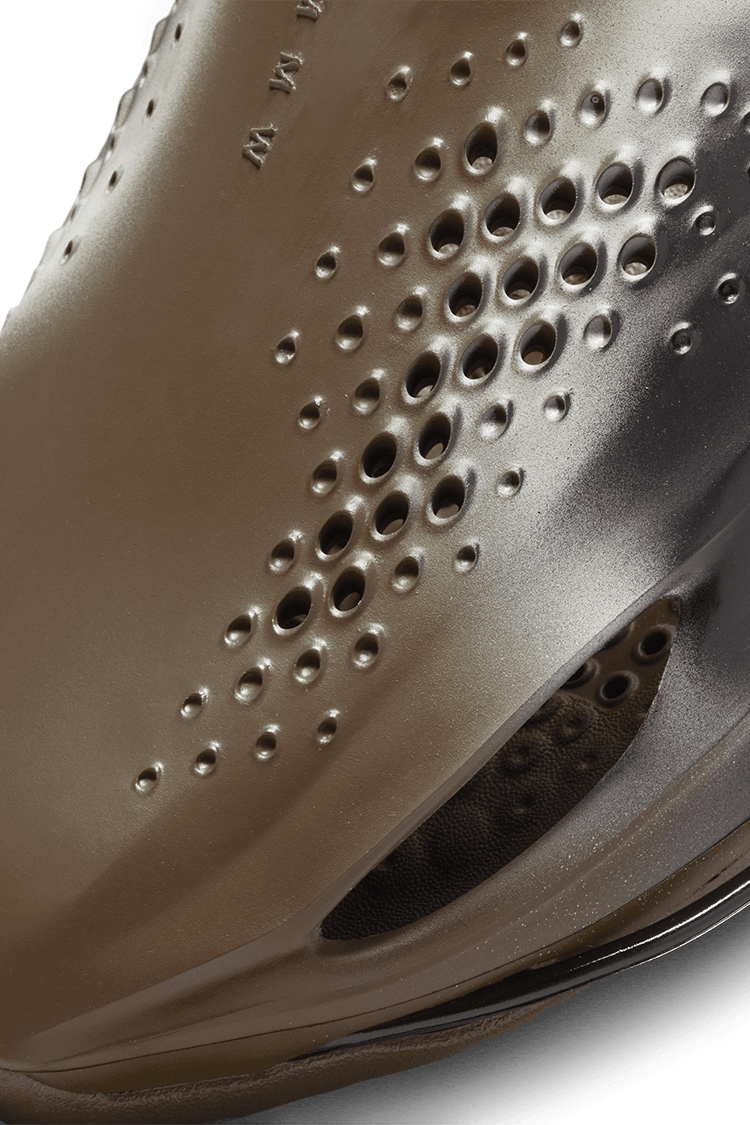 วันเปิดตัวรองเท้าแตะ 005 x MMW "Dark Khaki" (DH1258-200)