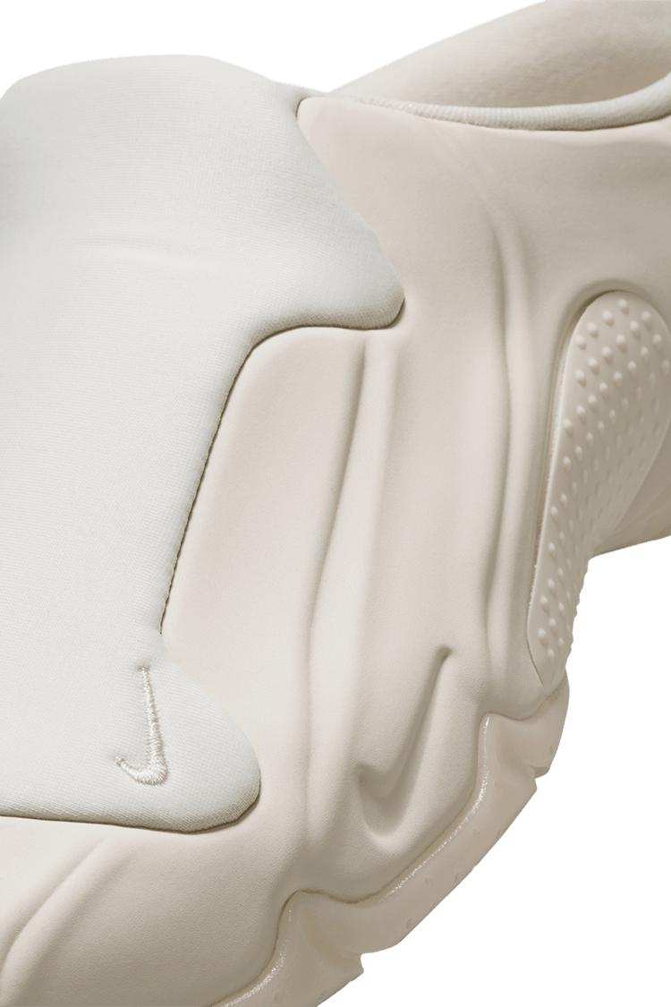 Fecha de lanzamiento de los Clogposite "Light Orewood Brown and White" (FQ8257-100)