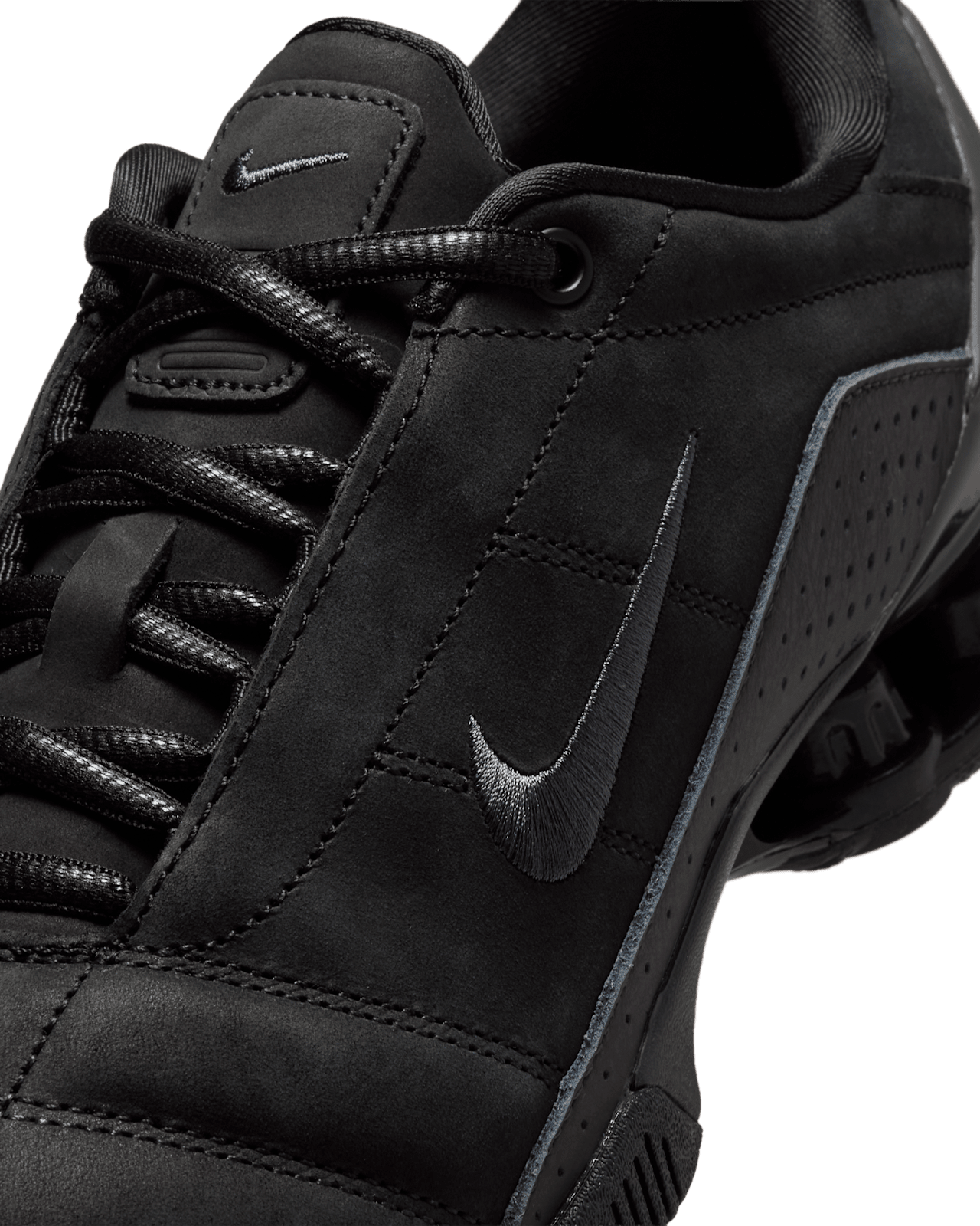 Fecha de lanzamiento de los Total 90 Shox Magia "Black" para mujer (IO9934-001)