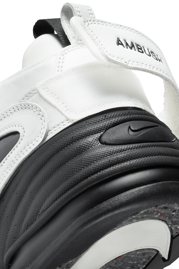 วันเปิดตัว Air Adjust Force x AMBUSH® "Summit White and Black" (DM8465-100)