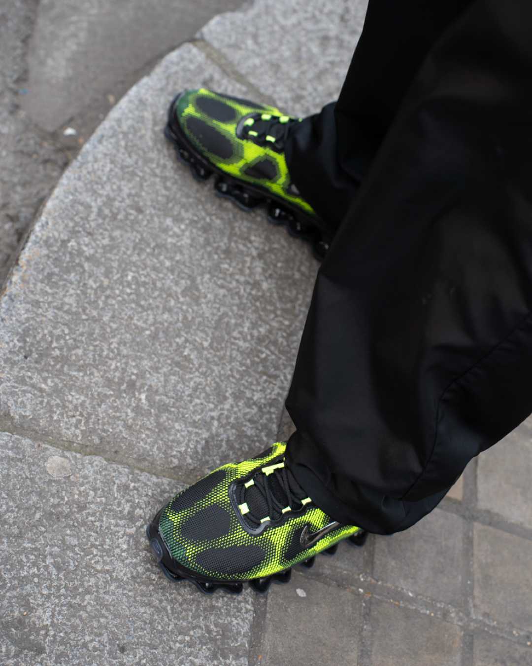 STREET SNKRS Transportal London