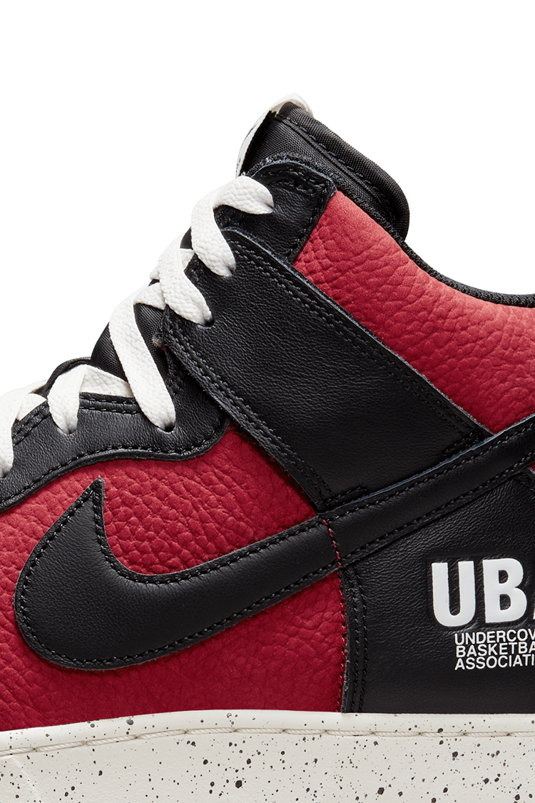 วันเปิดตัว Dunk High 1985 x UNDERCOVER “Gym Red”