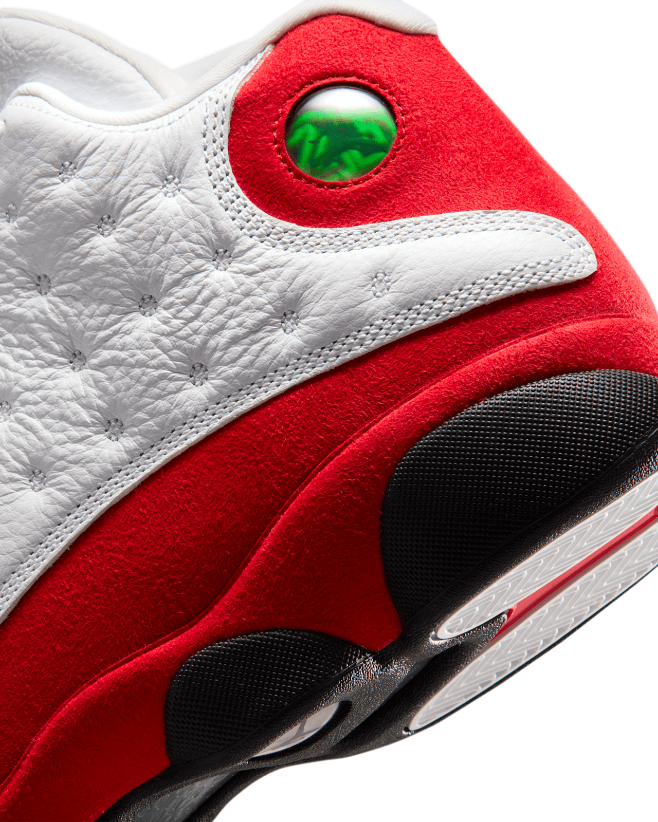 วันเปิดตัว Air Jordan 13 Retro "White and University Red" (414571-102)