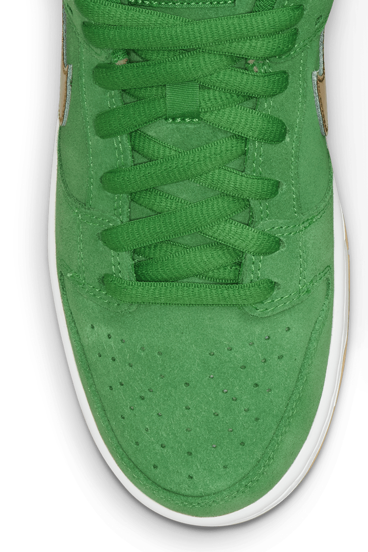 Fecha de lanzamiento del SB Dunk Low Pro "Shamrock" (BQ6817-303)