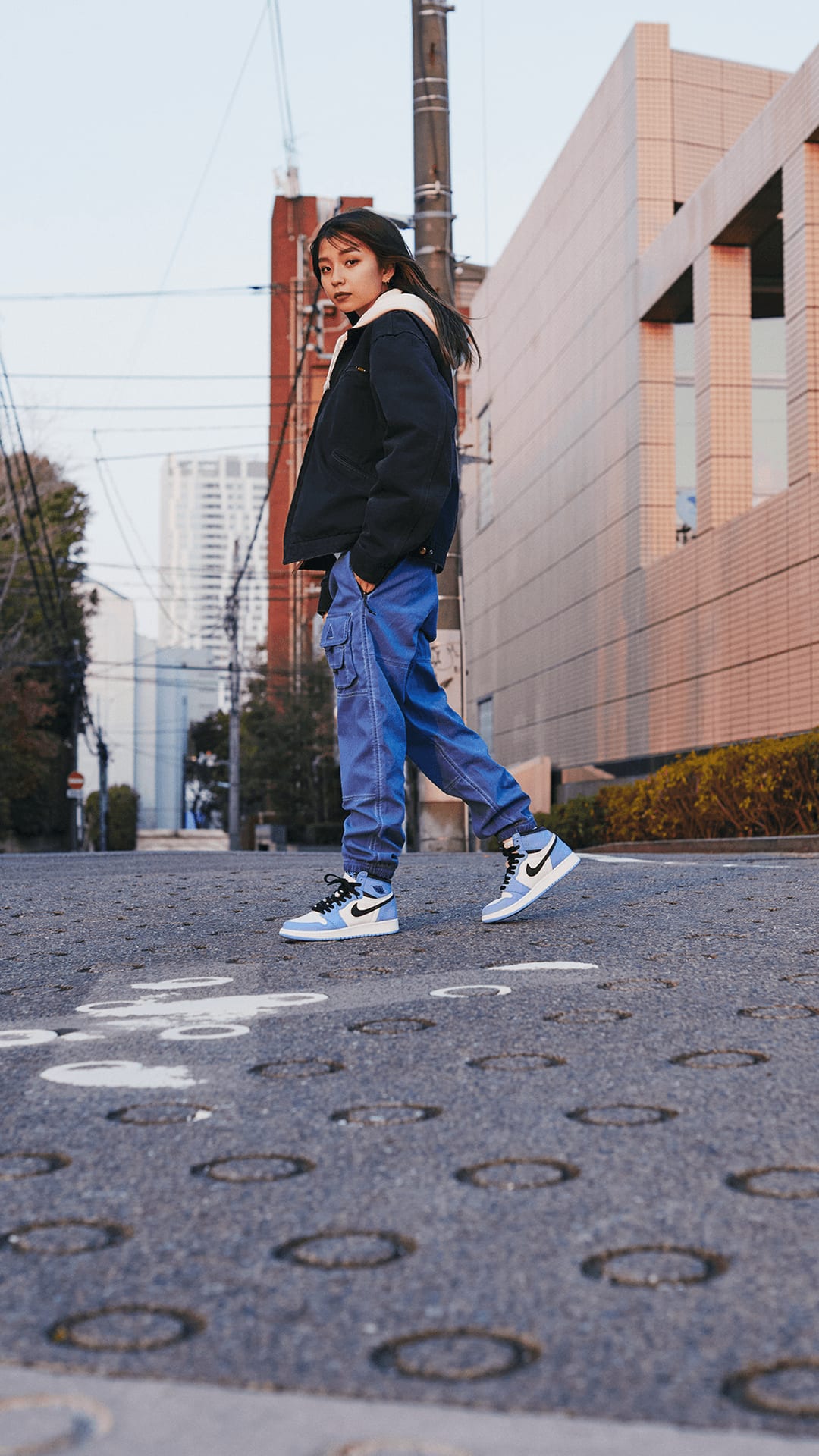 【NIKE公式】JP SNKRS STYLE: Air Jordan 1 'University Blue'