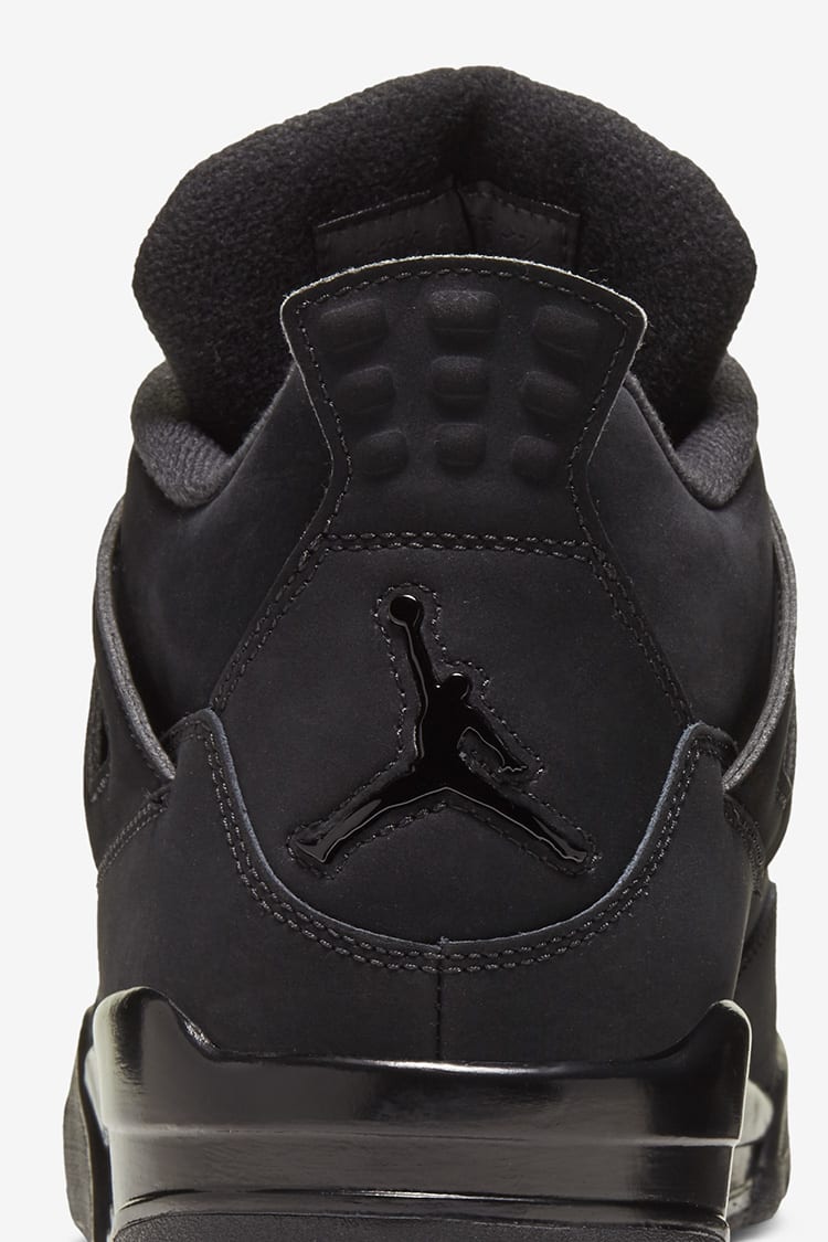 Nike black cat jordan best sale