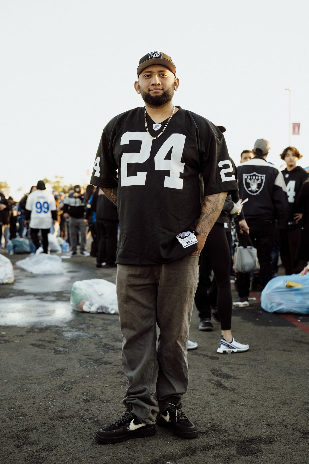 Street SNKRS x NFL: Las Vegas Raiders vs. Los Angeles Rams