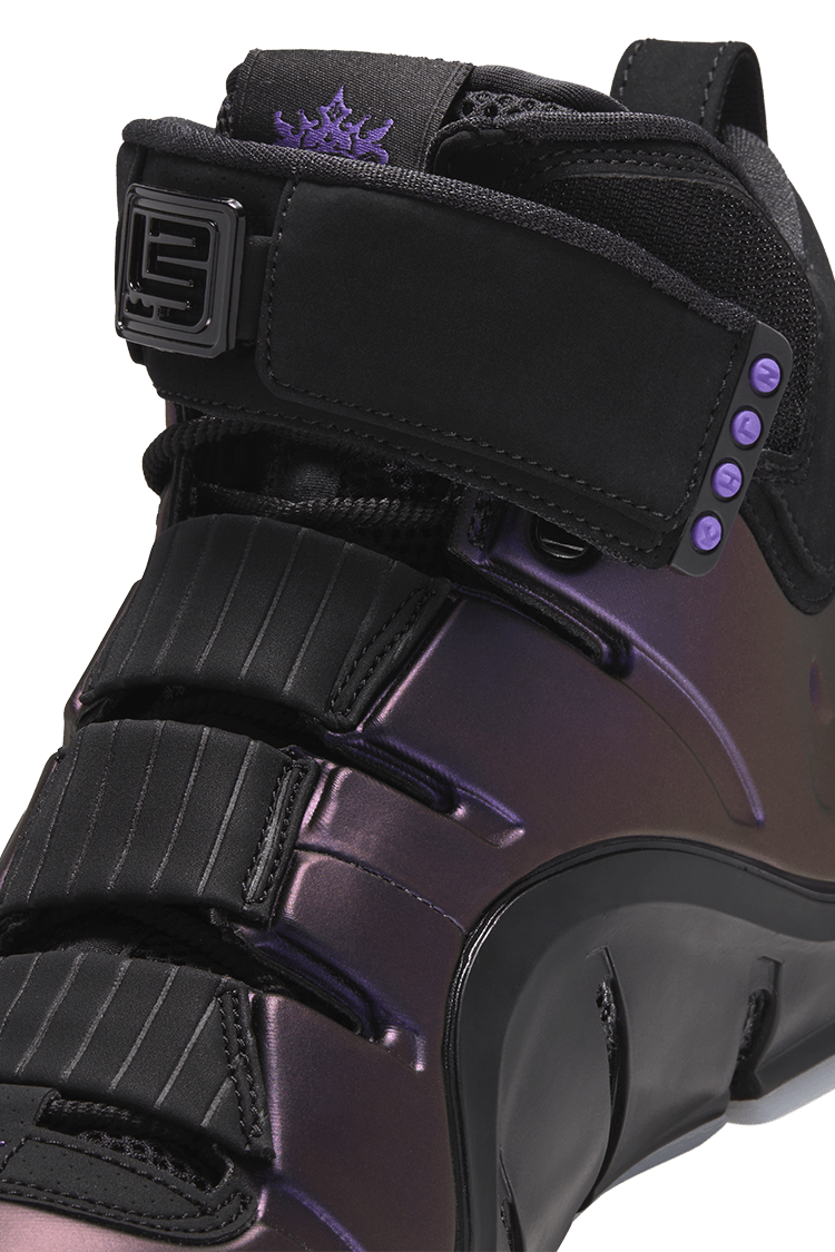 Zoom LeBron IV "Black and Varsity Purple" (FN6251-001) – Erscheinungsdatum