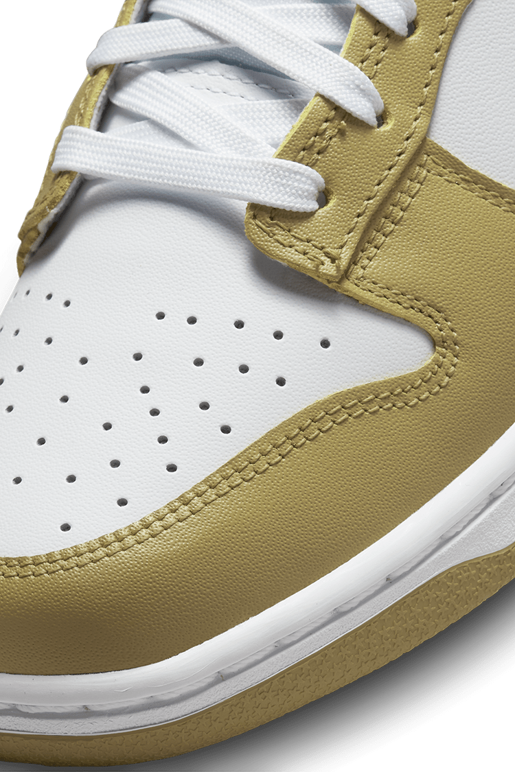 วันเปิดตัว Dunk Low "Barley Paisley" ผู้หญิง (DH4401-104)
