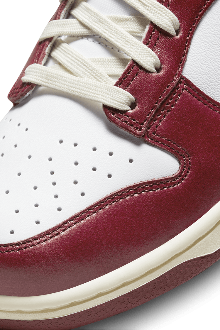 Fecha de lanzamiento del Dunk Low "Team Red and White" (FJ4555-100)