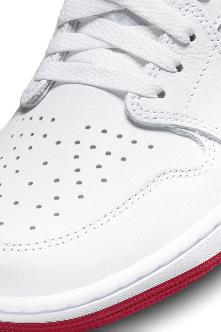 วันเปิดตัว Air Jordan 1 Low OG "White/Red" (CZ0790-161)