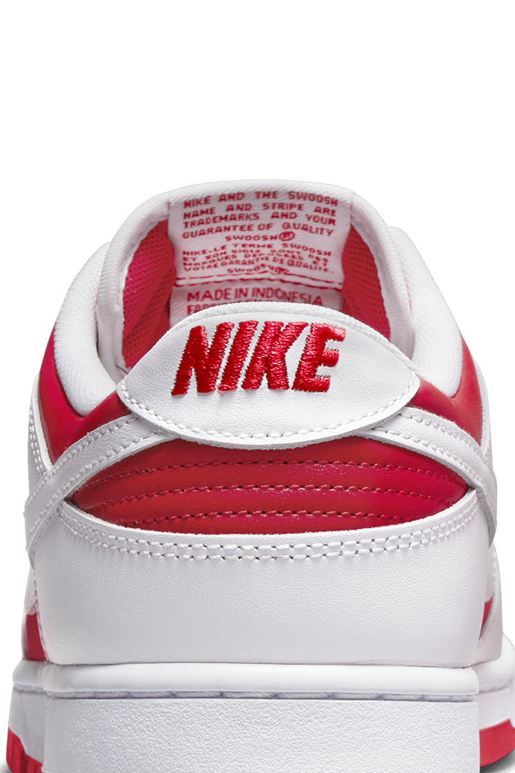 วันเปิดตัว Dunk Low “Championship Red”