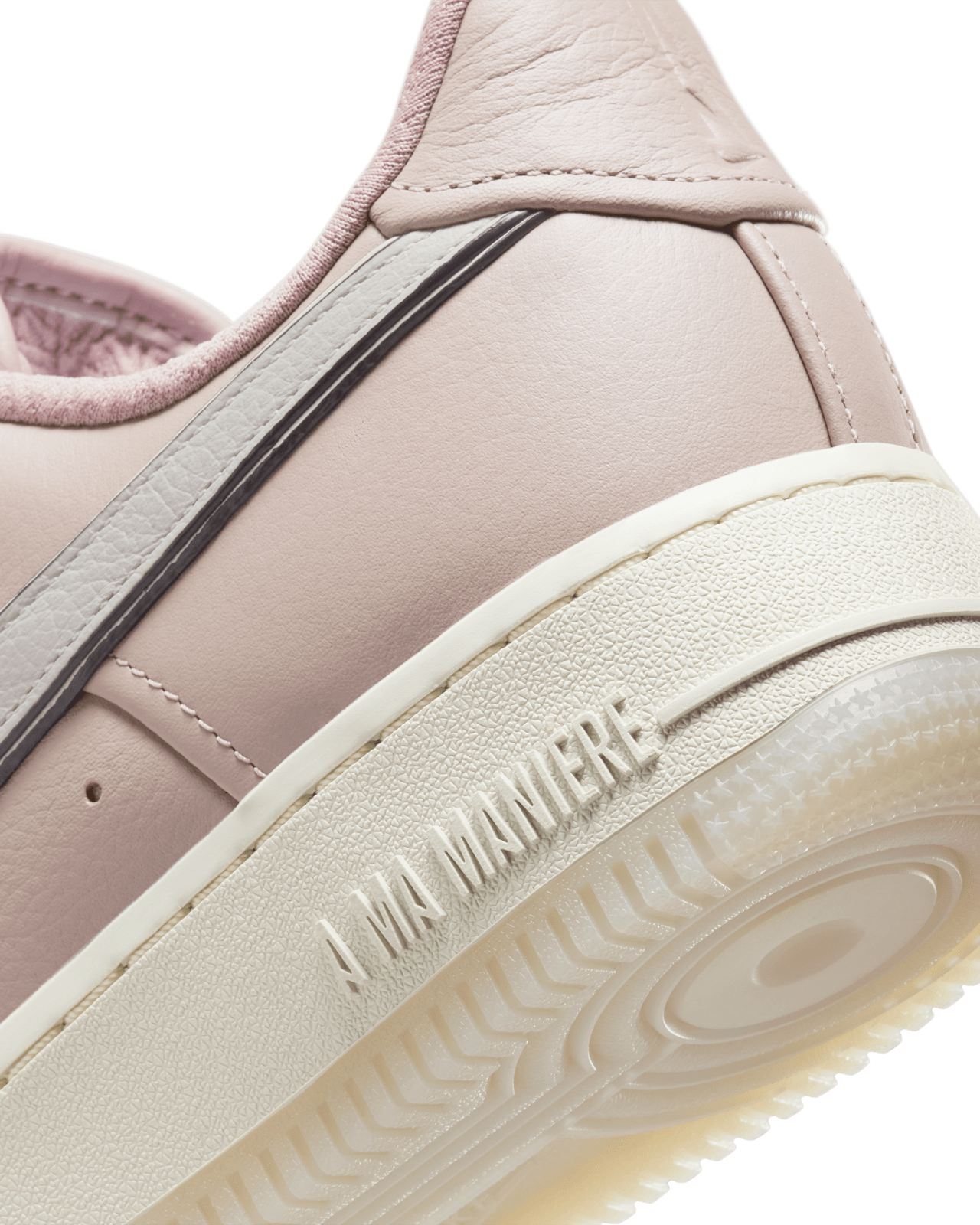 Air Force 1 '07 x A Ma Maniére "W.Y.W.S." (HF4084-200) – Erscheinungsdatum