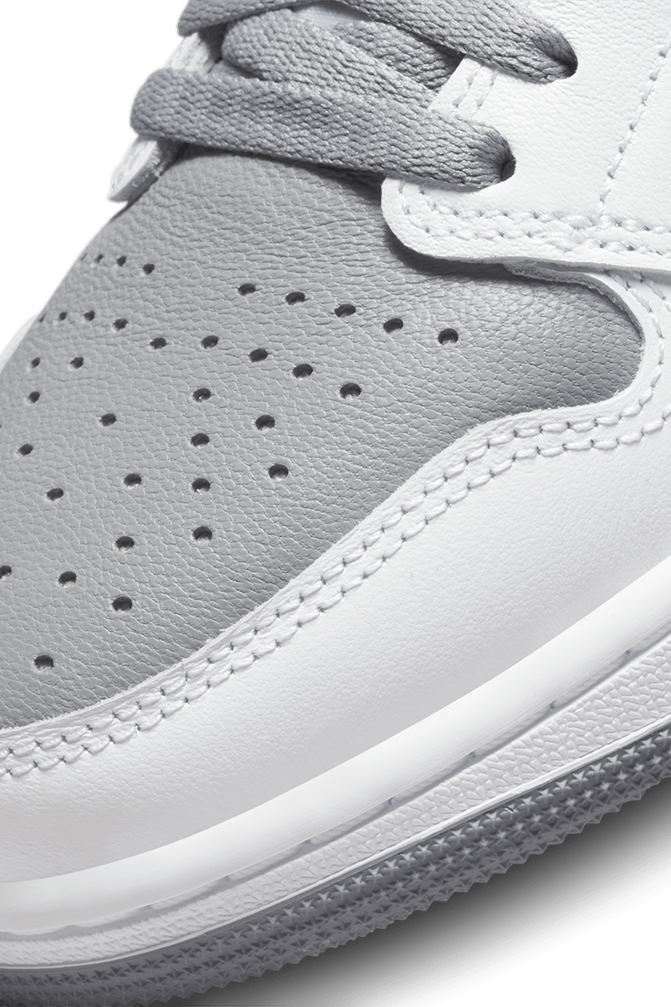 Air Jordan 1 'Stealth' (555088-037) 發售日期