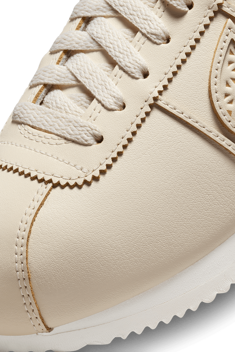 วันเปิดตัว Cortez "World Make Mexico" (FN7665-838) 