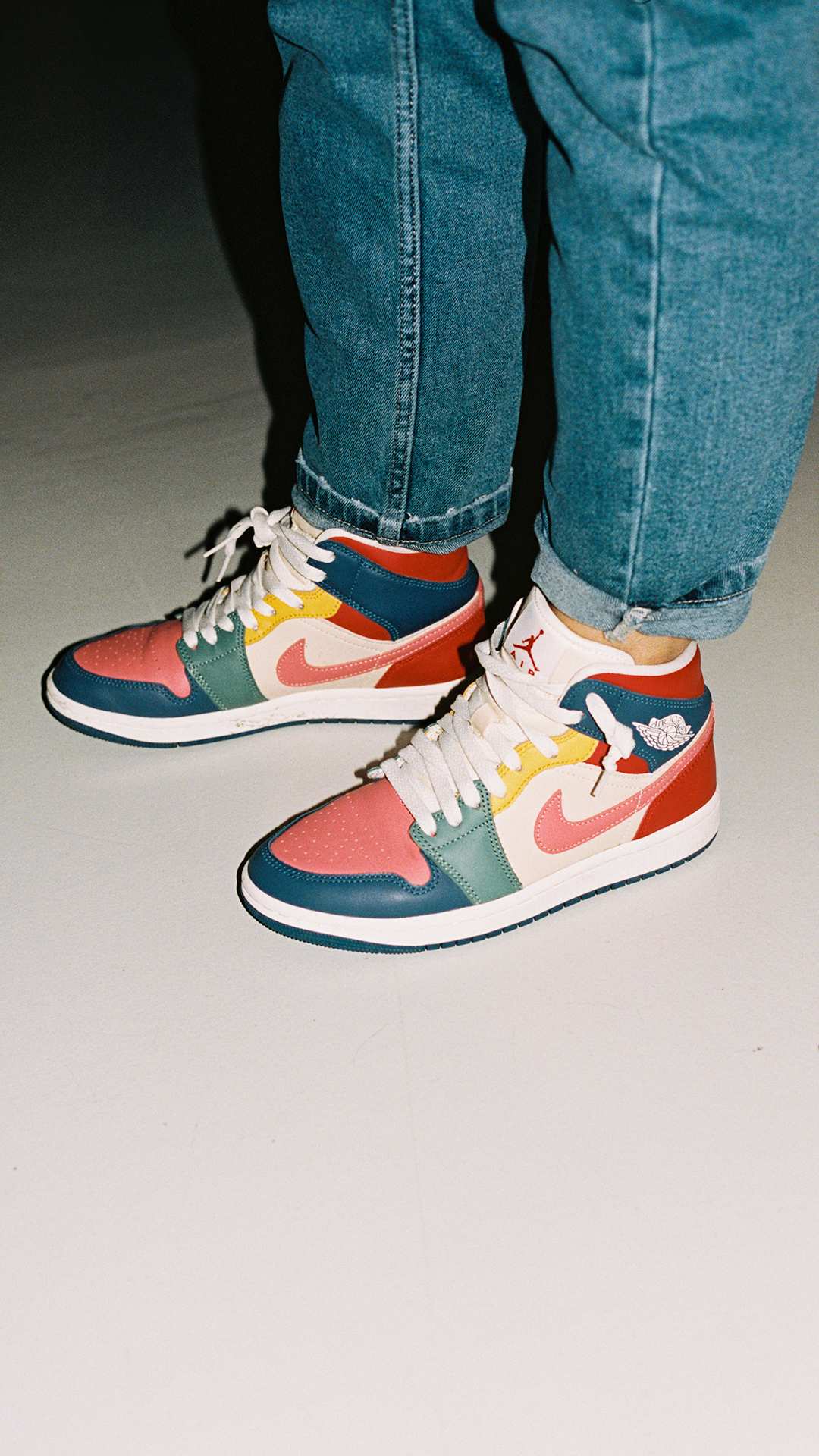 Street SNKRS: Sneaker Sisterhood x Caramel Rock