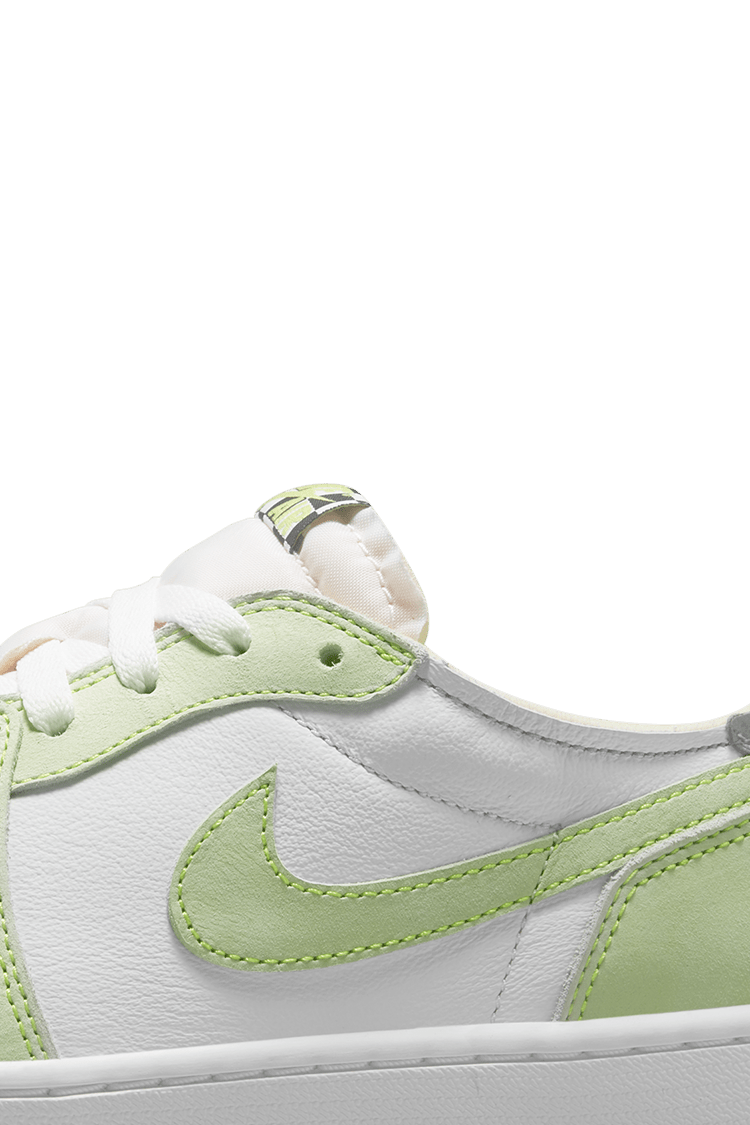 【NIKE公式】エア ジョーダン 1 LOW OG 'Ghost Green' (DM7837-103 / AJ 1 LOW OG)