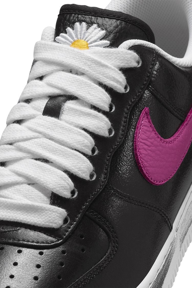 ìì´ í¬ì¤ 1 '07 x PEACEMINUSONE 'íë¼ ë
¸ì´ì¦ 3.0' 'Black and Multi-Color' (AQ3692-004) ì¶ìì¼. Nike SNKRS