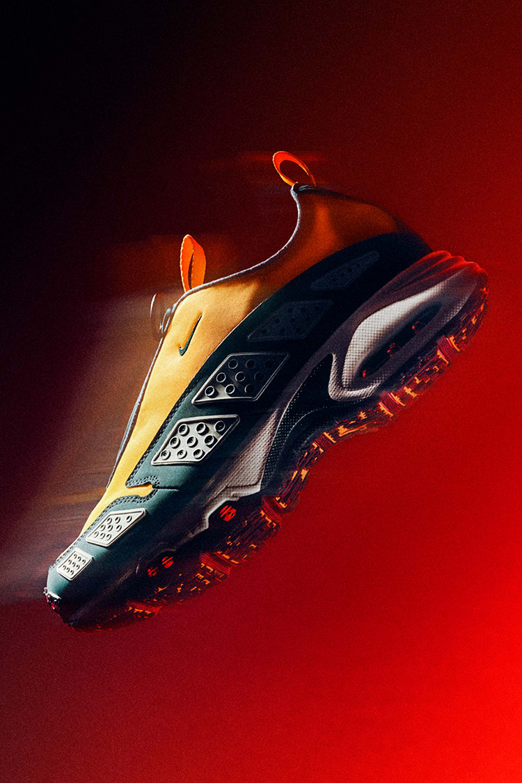 Gold and red nike air max plus hotsell