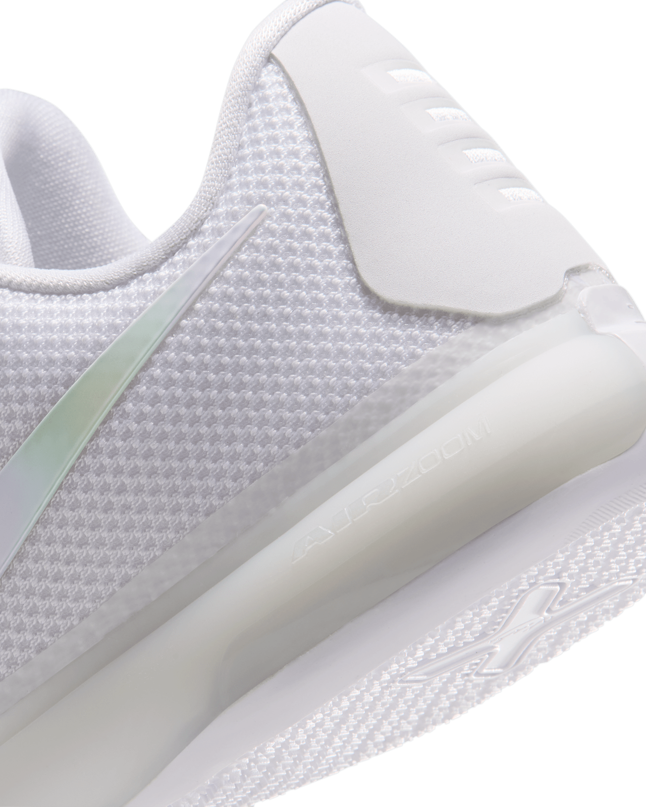 Kobe 10 Protro "Halo" Júnior (IR1850-100) – Data de lançamento