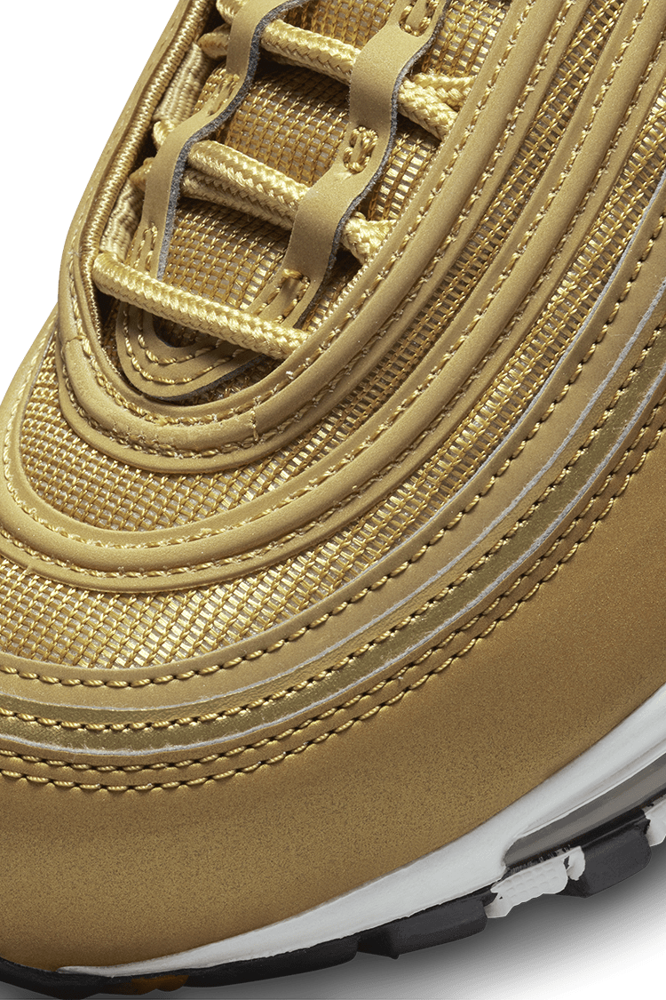 Fecha de lanzamiento del Air Max 97 Golden Bullet para mujer DQ9131 700 Nike SNKRS