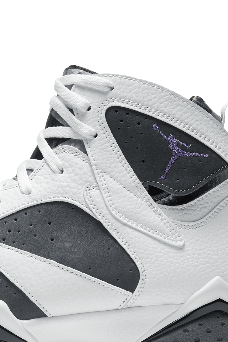 วันเปิดตัว Air Jordan 7 “Flint”