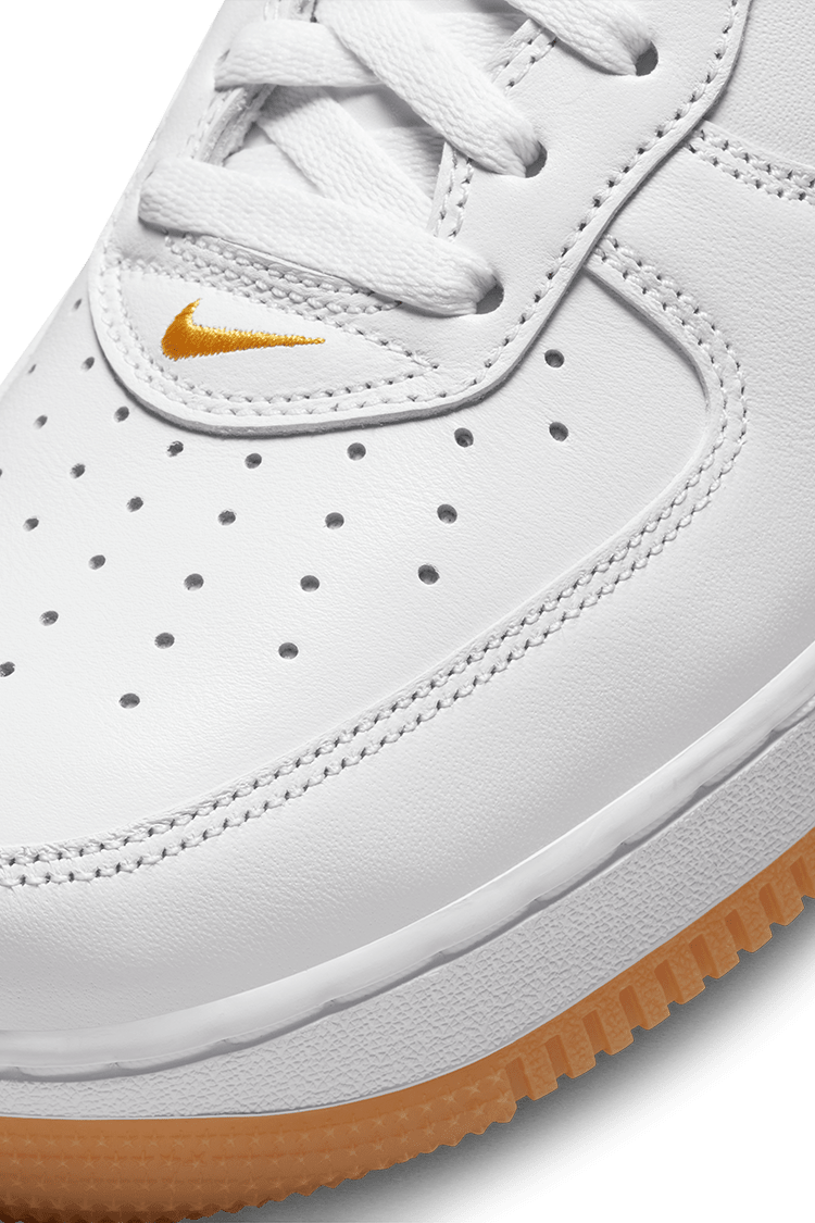 วันเปิดตัว Air Force 1 "University Gold" (FD7039-100)