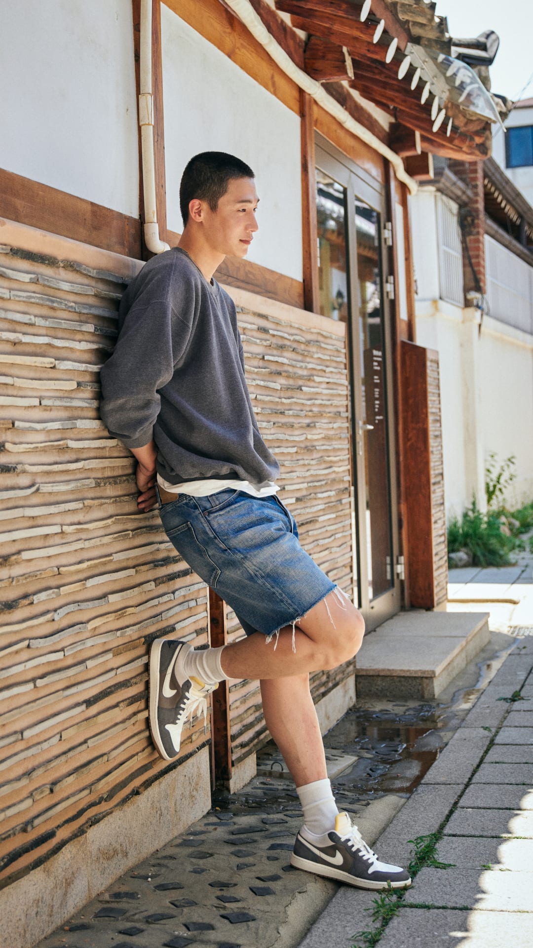 SNKRS Style: Air Jordan 1 Low SE & W Cortez SE ‘까치’